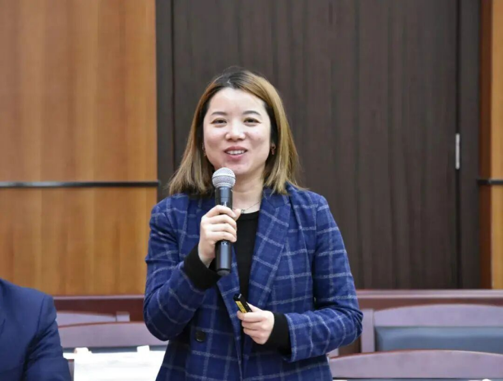 中智关爱通EAP事业部副总经理毛寒晓.png 中智关爱通EAP事业部副总经理毛寒晓.png